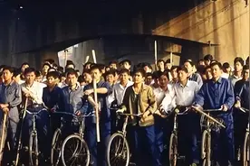 回顾一下1983年中国严打：唐山市菜刀队50余人被枪决图片