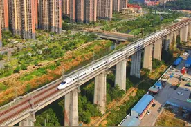 跟着新上线的环闽动车一键开启永定土楼晚秋风情之旅图片
