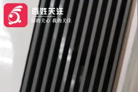 女子称上班一天后提离职被经理殴打，当事人：他不还我身份证，我录像时被推倒，公司：已知此事，将会处理图片