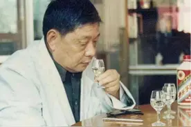 白酒中的特曲、头曲、大曲，到底有什么区别？酿酒师傅道出差异图片