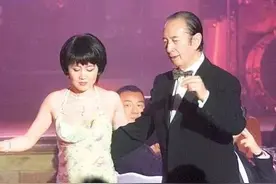 福布斯2022香港富豪榜，林青霞老公排37名，赌王四太梁安琪排33名图片