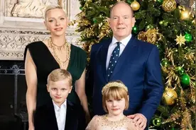 摩纳哥王妃500万置装全球第一！穿LP戴梵克雅宝，穿衣贵气靠这4点图片