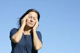 女性绝经后，还能有夫妻生活吗？别不好意思，了解后能收获好处图片