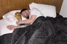 狂揽300亿！老男人梅西，为何能让中国男人集体失眠？图片