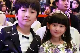 天啊！张亮儿子张天天疑似恋情曝光！佳偶天成呢？14岁恋爱早吗？图片