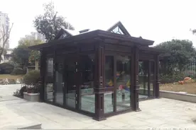 聪明人都这么做庭院，不做雨棚不做廊架，一个阳光房开启舒适生活图片