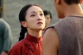 《红高粱》：长大后才懂，余占鳌3骂九儿嫌贫爱富，不过是不满足图片