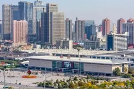 拒绝平头郑，郑州有多少150-200米之间的摩天大楼，出乎你的意料图片