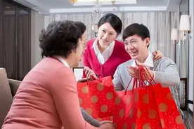 第1次去女朋友家，3大注意事项，让你成功一半图片