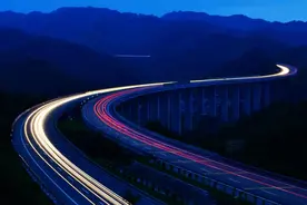 云南建一条高速，长520.17公里，预计2025年全线建成，时速80公里图片