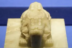 古代人造反当皇帝，为何要先抢传国玉玺，不能重新做一个吗？图片