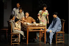 中国人最传统的四世同堂式大家庭是怎么没落的？这得从百年前说起图片