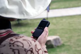 从5公里到5000公里！极蜂公网对讲机M303完美突破距离限制图片