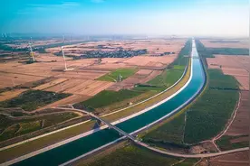 狂砸3000亿，把渤海的水引入新疆，真的能堆出18亿亩良田吗？图片