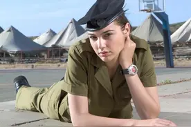 谁会想到这些名人曾经在军队服役？图片