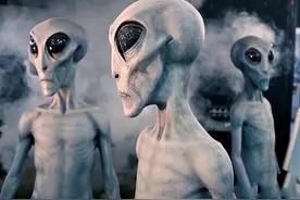 英国UFO专家：外星人就住在海底！免受所有灾难，科技不断进步图片