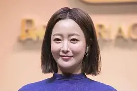 明星红黑榜榜：曾经的第一美女，现在脸僵到不敢认？图片