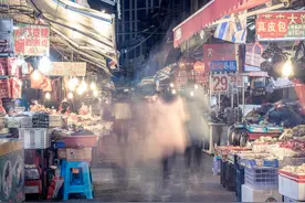 摆摊7天收入3000元，年轻人的暴利小生意图片