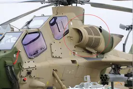 解放军武直飞出国门，多亏了这个“垃圾桶”，美国黑鹰也有同款图片