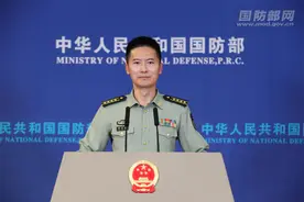 国防部介绍解放军和武警部队在四川甘孜泸定县抗震救灾情况图片
