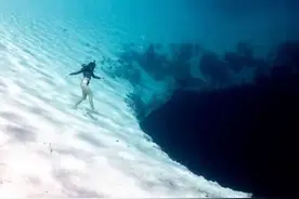 在这个国外网友的“深海恐惧症”的版块里，每一张照片都令人窒息图片