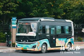 七溜八溜去拜年 闽运福州公交春节送好礼图片