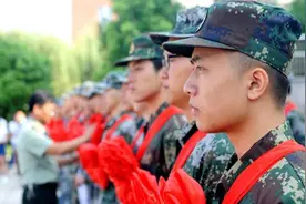 大学生参军入伍有六大优势，在校生应抓住机会，有意者提前了解图片