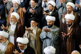 骂美国是地球脓疮，全力硬刚美国30年，伊朗和美国的仇怨有多深？图片