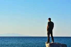 聪明人赚钱，都是用最笨的方法图片