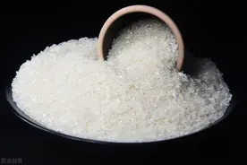 壹邦小知识：米里有很多黑虫子怎么处理 大米怎么放才能不生虫子图片