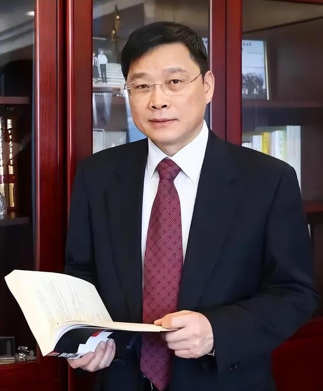 8月11日晚，反腐新消息！北京又有多名干部连续被查，看看都是谁