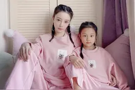 李小璐晒女儿滑雪视频，为她请私人教练，9岁甜馨身高超妈妈肩膀图片