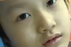 河南6岁男孩癌症晚期，生命仅剩10天，临终前微笑告别父母图片