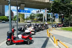直达商场、地铁站，这处非机动车地下车库免费开放图片