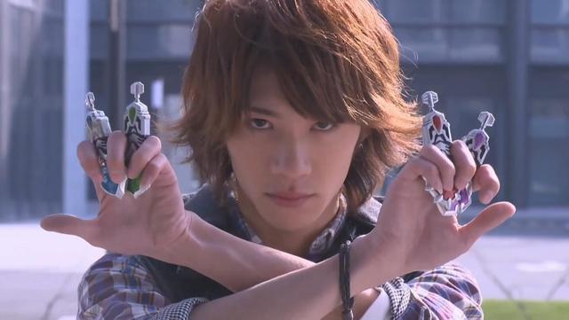 《铠甲勇士》躺着也中枪，官方更新拿瓦视频，却涉嫌违规