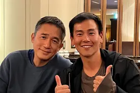 刘嘉玲在日本赏樱花，彭于晏和梁朝伟见面，他已经隐居日本二十年图片