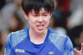 王楚钦发球遮挡再被热议！名记：都遮成那个逼样了，还不让说？图片