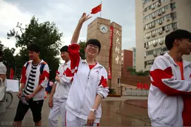 人大附中VS衡水中学哪家强？专家一语点破教育真相，敲醒很多人图片