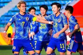 2-0！亚洲杯4强全部诞生，夺冠热门搭上末班车，中国男足惨遭淘汰图片
