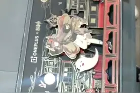 一加手机屏幕断触，换新还是老毛病，客服：消费者自行升级系统解决图片