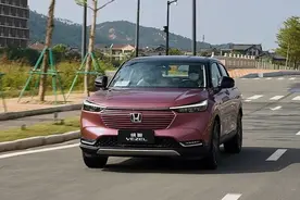 本田全新缤智正式上市！搭1.5L，卖13.29万起，能否重回巅峰？图片