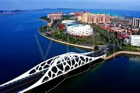 刘德华在青岛东方影都举办线上直播演唱会！疑似下榻地点为星光岛图片