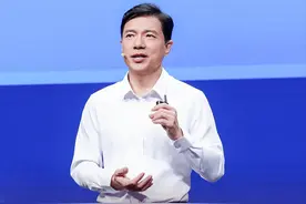 李彦宏用了AI九连招图片