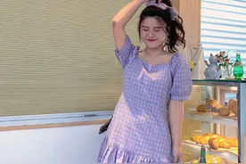 “肉肉”女孩也能尝试的日常穿搭，显瘦遮肉，照着穿成时髦精图片