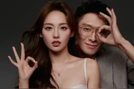 彻底放飞自我？买超又被拍到带辣妹去夜店嗨，账号认证依旧是“张嘉倪老公”，女方曾回应6字后再未发声图片