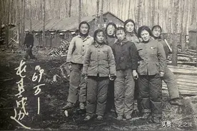 1978年知青返城，她留在北大荒，房子被弟弟夺走，晚年恨知青返城图片