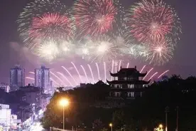 中国禁放烟花爆竹，被人非议缺少了年味，你知道是谁提议禁放的吗图片