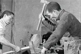 三个人结拜为兄弟，建国后：一人是铁匠，一人是农民，一人是主席图片