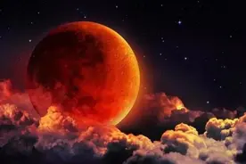 血月出现意味着什么，3种含义(可能是唤醒邪祟的征兆)图片