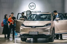 新车别开太久？车贩子：记住汽车“黄金车龄”，时间一到立马卖掉图片